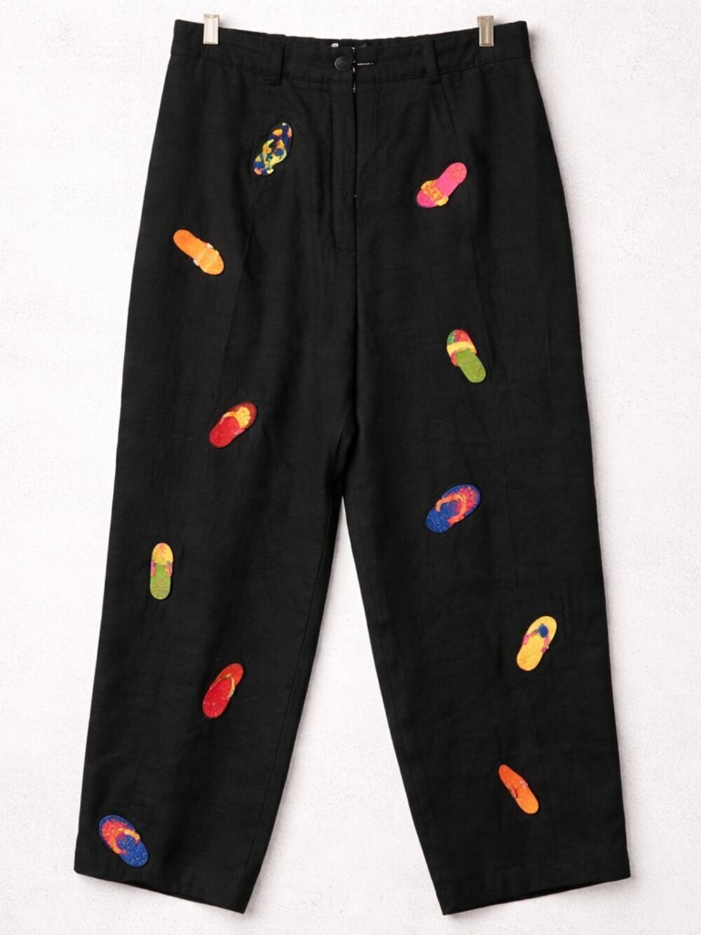 Deane & White Women's Black 100% Linen Embroidered Flip Flop Capri Pants Size 8